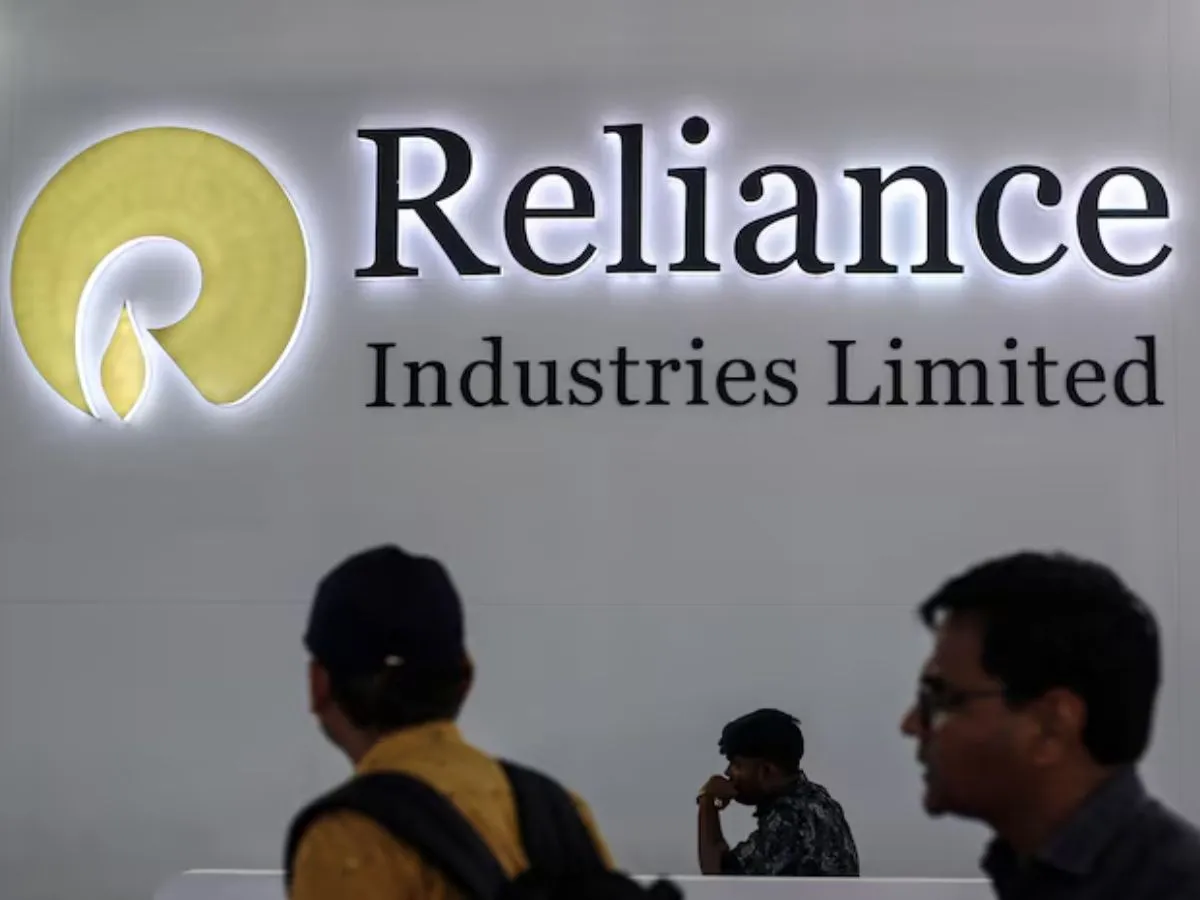 Talks between Reliance and Dharma Productions